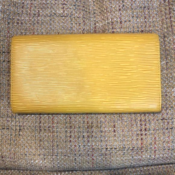 LOUIS VUITTON Yellow Epi Leather Porte Feuille Sarah Long Bifold Wallet CA1909 - Picture 3 of 17